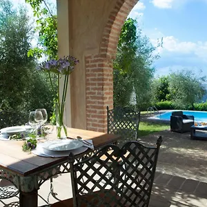 Fiorenzani Villa Radicondoli